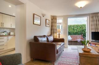 Black Cottage - Southwold - 1