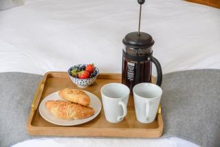 Half Moon Cottage - 2