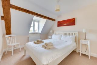 Meadow House - 8
