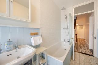 Tall Cottage - 1