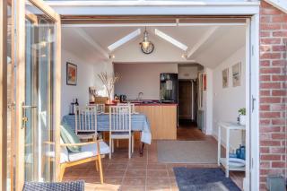Fishermans Rest - Aldeburgh - 9