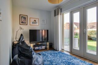 One Brightwell Close - 4