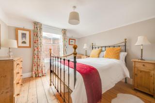 23 Stradbroke Road - 9