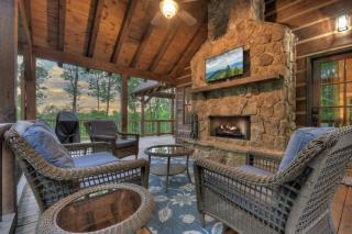 The Lst Shepherd - Game Nights, Hot Tub Soaks & Outdoor Fireside TV - 8
