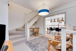 Barrie House - 5