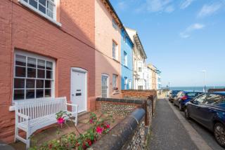 Cloud Cuckoo Cottage - 4