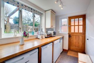 Haven Cottage - 8