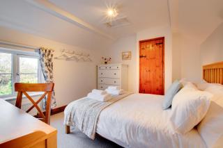 Haven Cottage - 2