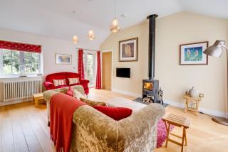 Sundial and Woodland Lodge - Wilby - 6