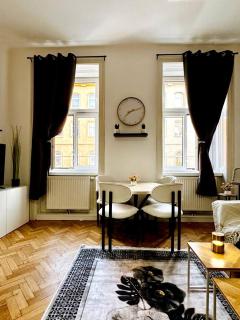 Charming Stay - Close to Vienna Attractions MZ17b - 1