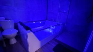 Appartement Chic avec jacuzzi - 2
