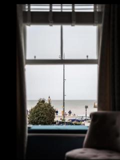 Margate Bliss 3 Bed House with Beach Views - 3