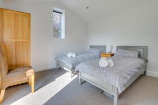 Daisy Lodge - 1