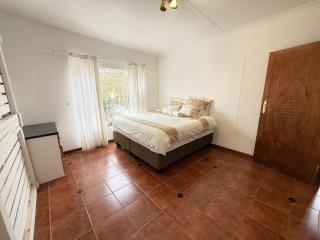 Giribes House Number 1 Kleine Kuppe - Windhoek - 4