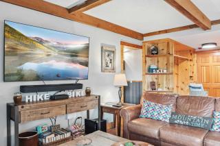 Breck Getaway: Views Sauna & Family-Friendly Stay - 4