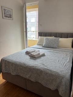 Cozy Corner Apartment - Skopje - 9