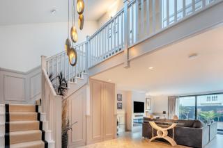 The Beach Hideaway - Lancing - 6