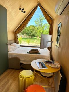 Tiny House Mon Cabanon grand jardin terrasse climatisation - 9