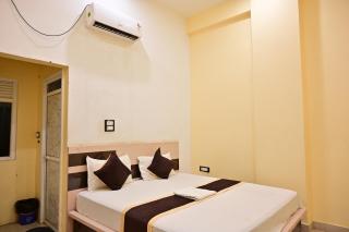 Hotel Siddhivinayak I Luxury Stay Near Kashi Vishwanath - 8