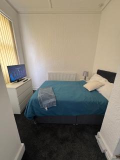 The Cozy House - Wolverhampton - 5