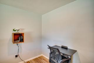 Large Backyard, Walk to Hospital Sheboygan Abode! - Sheboygan - 1