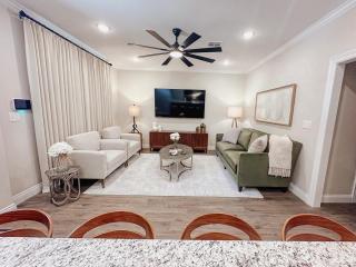 Chic Townhome near LA Tech - 3