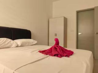 ImpianKU at Tangerine Suite KLIA - 1BR - Wifi - 4