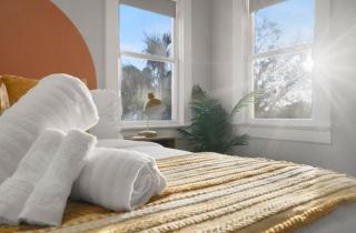1BD Walk to Central Ave Beaches Dining Shops - 7