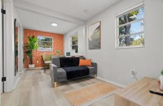 1BD Walk to Central Ave Beaches Dining Shops - 4