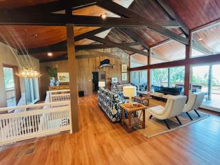 Oceanfront, Sea Pines, Pool & Private Beach Access - 1