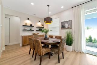 Bright New Home Family Oasis Near the Shore - 6
