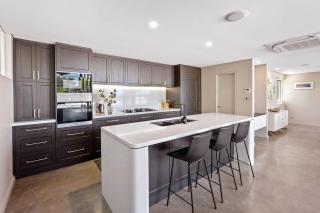 Bayscape - Modern Beachside Retreat with Ocean View - 2