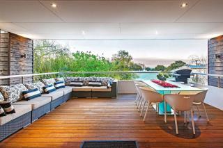 Bayview on Lorna - Beach & Town at Your Doorstep - 2