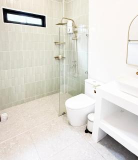 Sri Thanu Escape 2 - 5