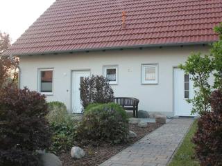 Holiday home in Glowe with swimming pool - Glowe - 7