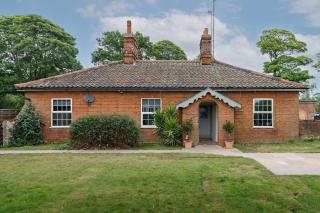 Keepers Cottage - 8