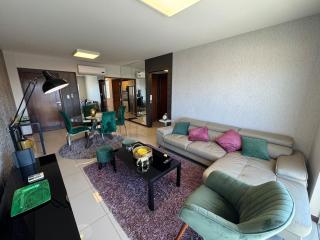 Family Apartment WiFi Large Pool Comfortable Central - 6
