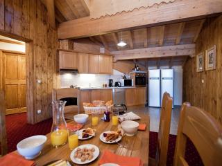 Spacious Chalet w Sauna - La Rosière - 1