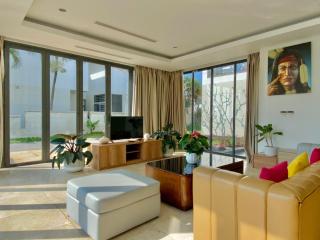 Spacious Villa F5 - The Ocean Villas Resort - 0