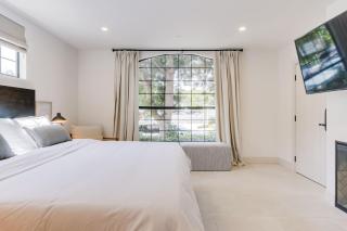 Casa Valerio - Boutique Suites in Downtown Santa Barbara - 1
