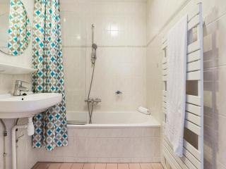Chic Seaside Getaway - 2