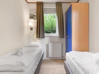 Cozy romantic family stay - 5