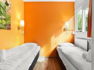 Bungalow in Putten with Private Sauna - 4