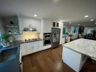 Charming Claremont 4BR Pool Home - 3