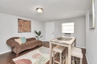 Heights 1BR Near Downtown - Houston - 0