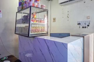 RedDoorz at Homestay FN99 Jepara - 1