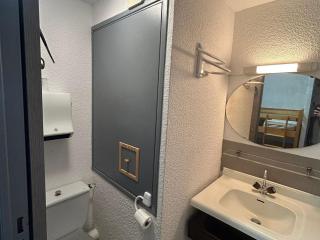 Studio central avec balcon, Wi-Fi et parking à Super Besse - FR-1-814-32 - 7