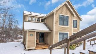 Cozy Pine Haven - 5 Minutes To Camelback Beach - 3