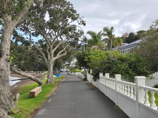 47 The Strand Apartment ground level - Russell - 5