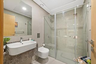 Stylish 1 BR A - Great Pool View - 6